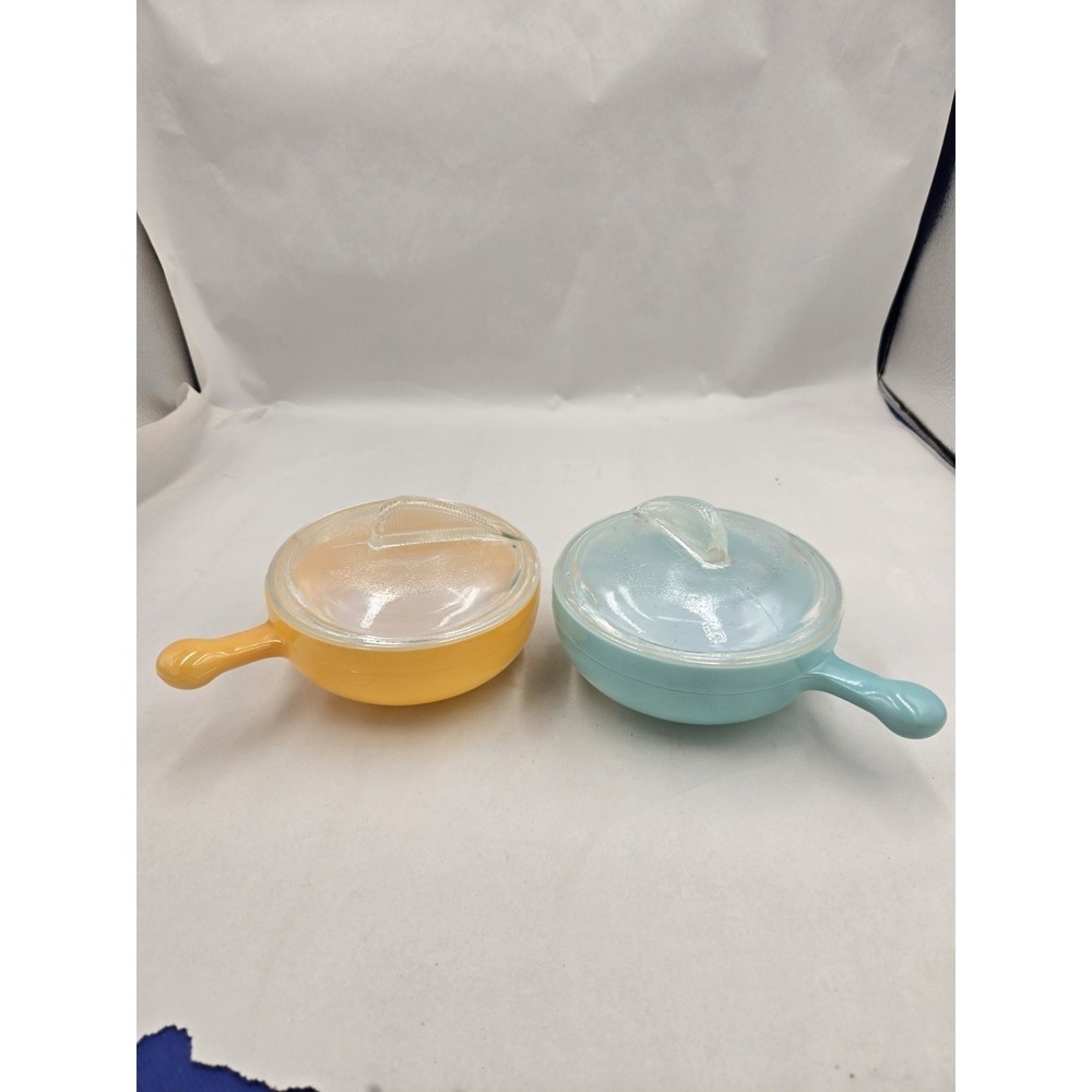 Vintage Glasbake Chili Bowls or Soup Bowls with Lids – Yellow & Green – Set of 2